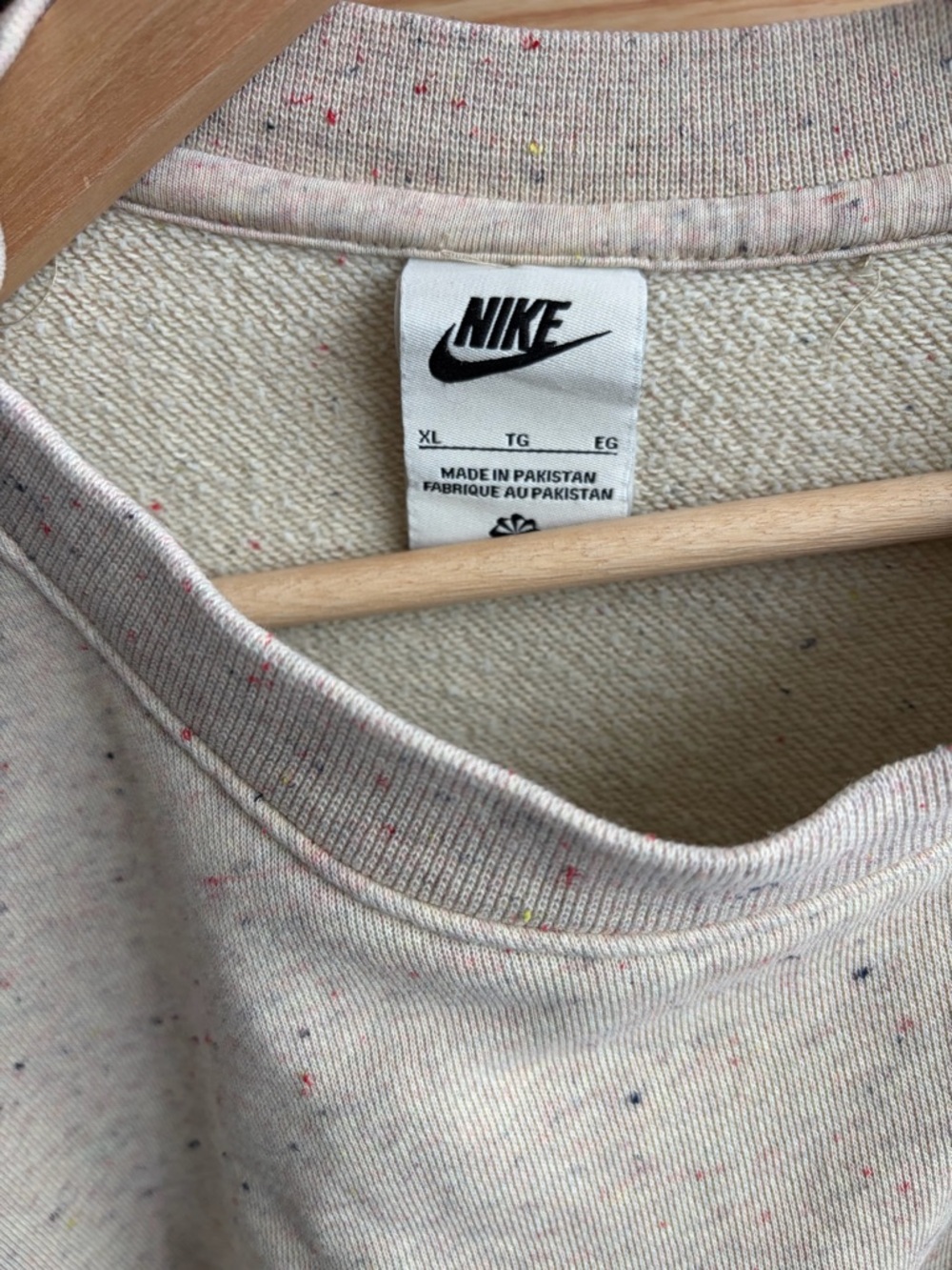 Nike Men's Cream Speckled Crewneck Sweatshirt - Picture 3 of 3